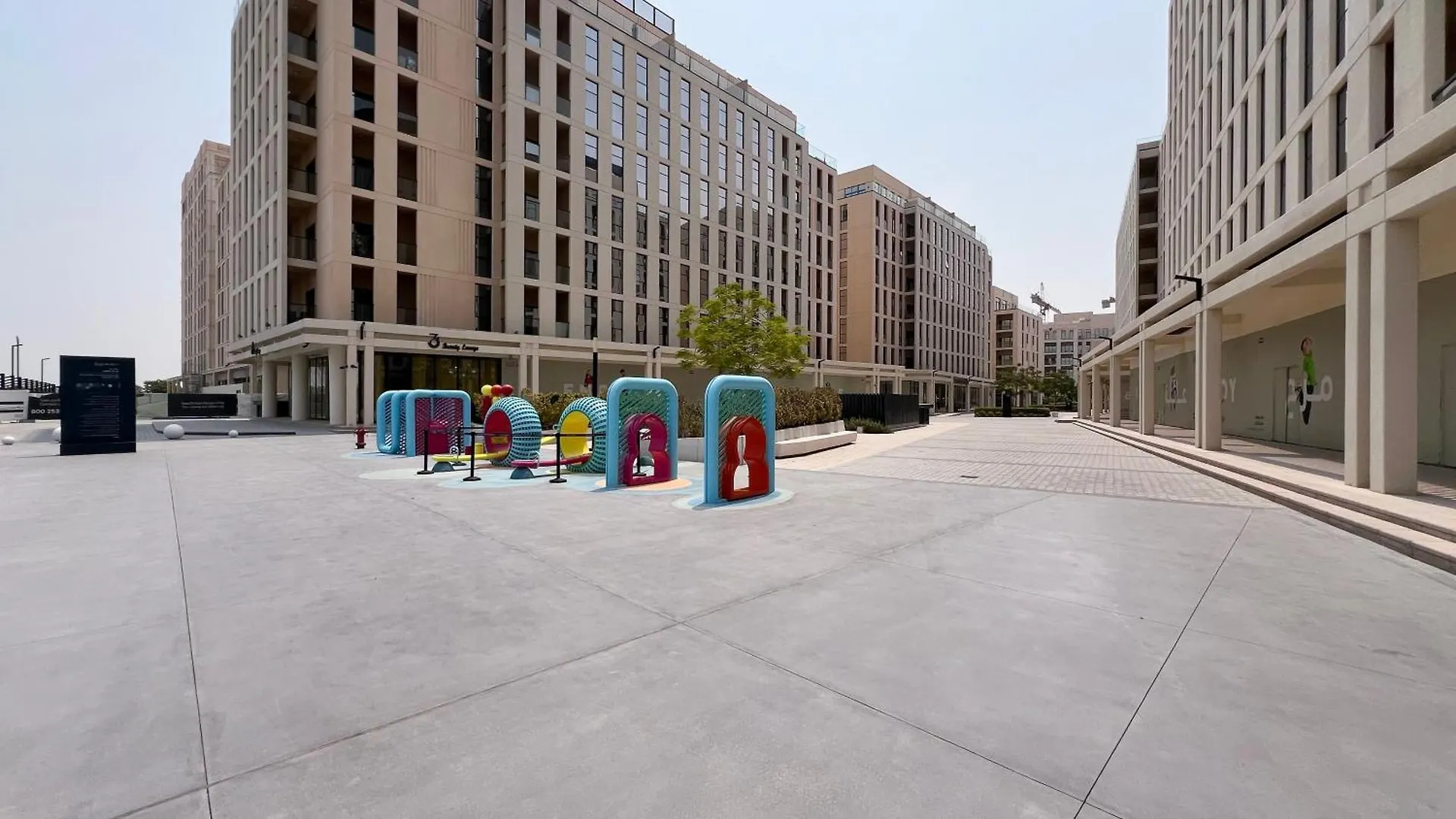 1Br Timber Retreat With Balcony Apartment Sharjah